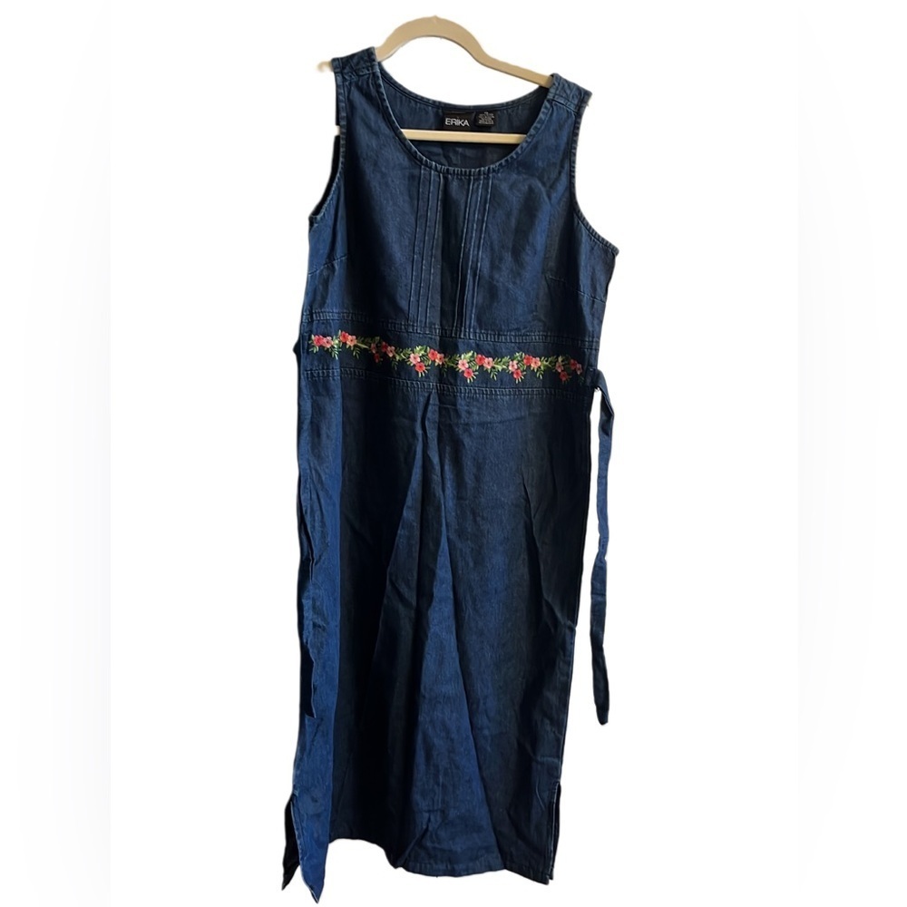 Women’s Denim Dress with Floral Embroidery Size Small